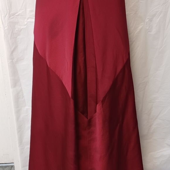 Aidan Mattox If Your Color Red This Aidan Mattox  Elegant Burgundy Evening Gown - Picture 3 of 9